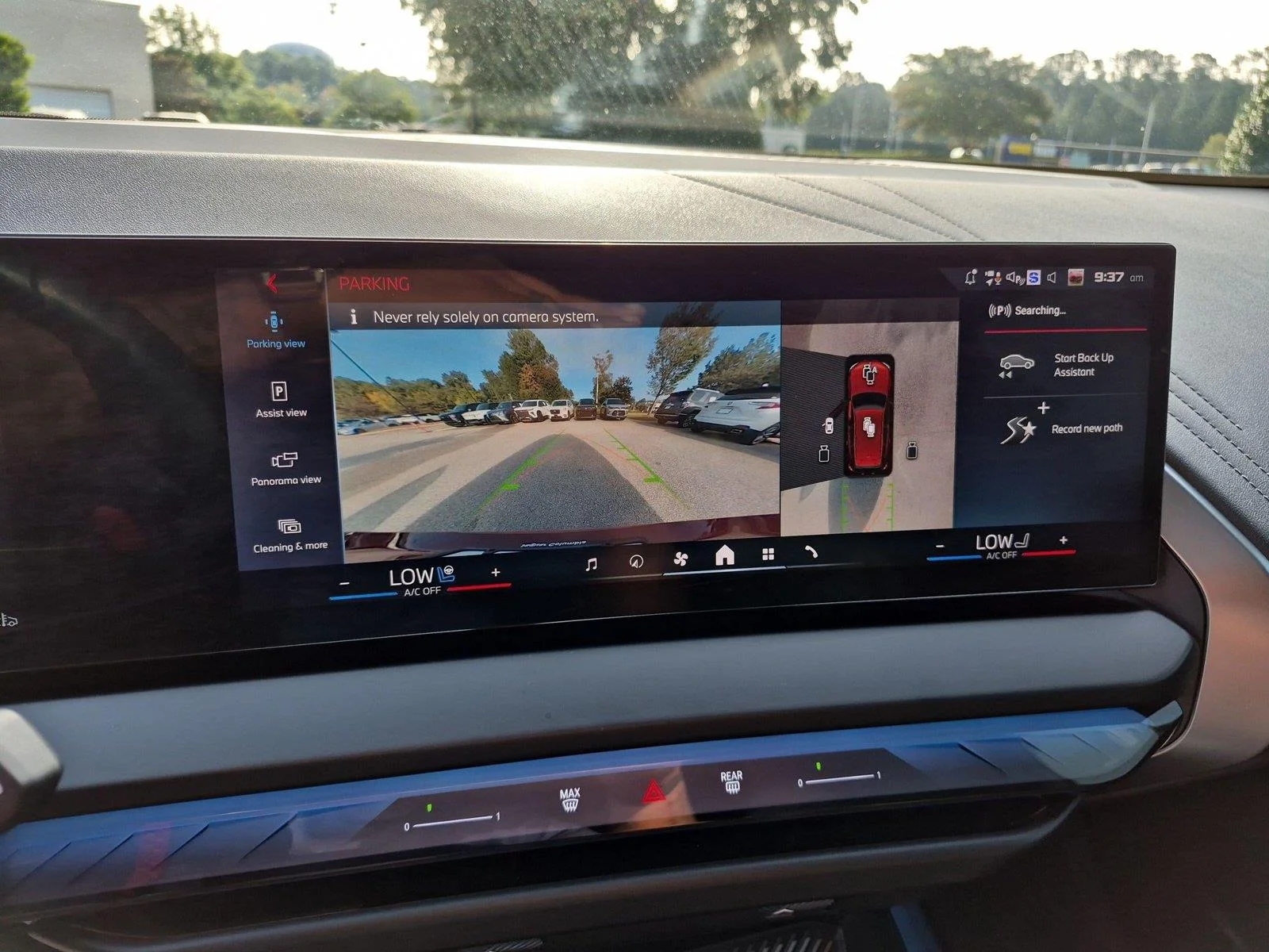Used 2025 Vegas Red Metallic BMW M50 xDrive image 25