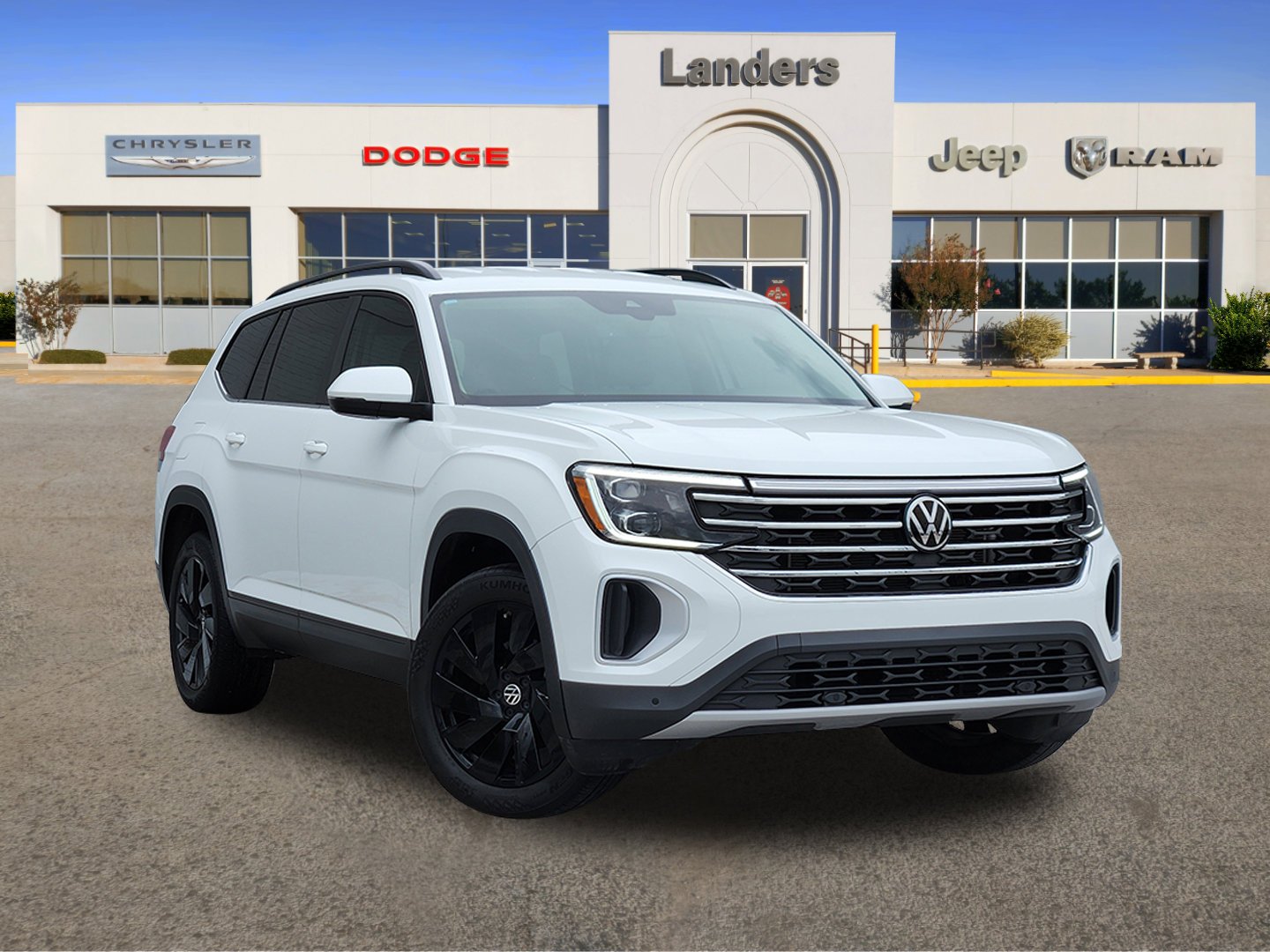 2024 Volkswagen Atlas 2.0T SE w/Tech's photo