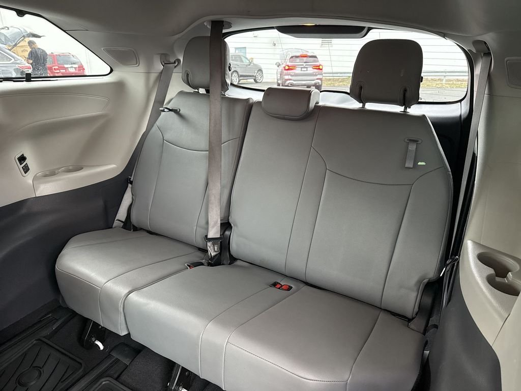 Used 2022 Pearl Toyota Limited image 21