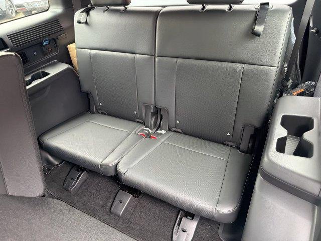 New 2026 White Hyundai Limited AWD image 35