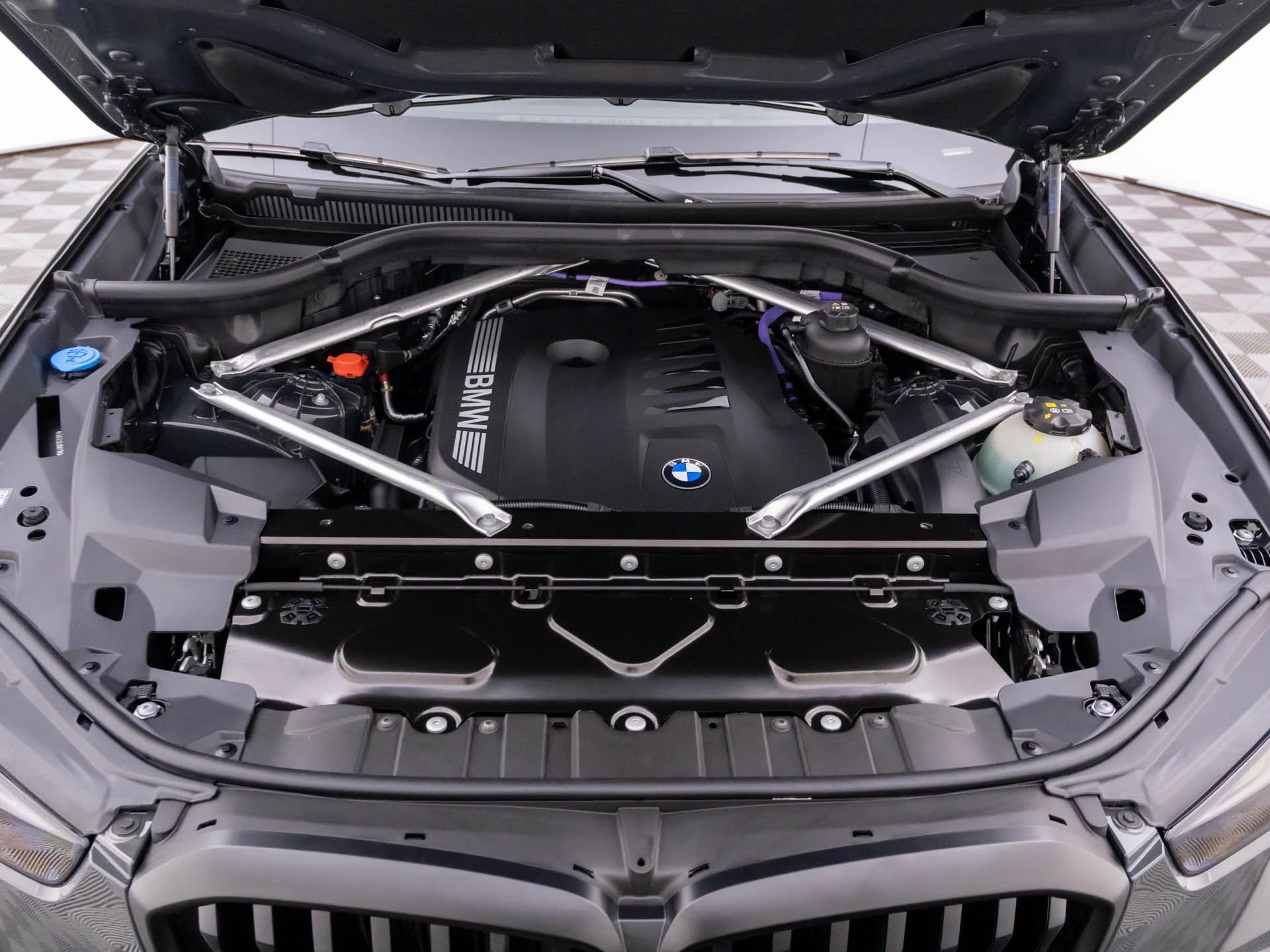 New 2026 Gray BMW xDrive40i image 30