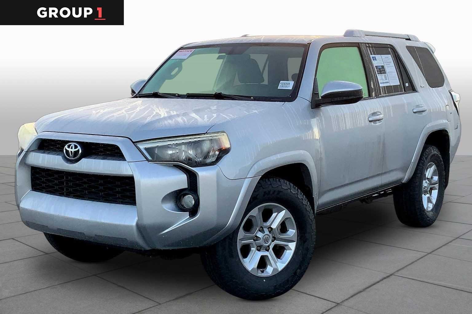 Classic Silver Metallic 2015 Toyota 4Runner SR5 SUV / Crossover 4X2
