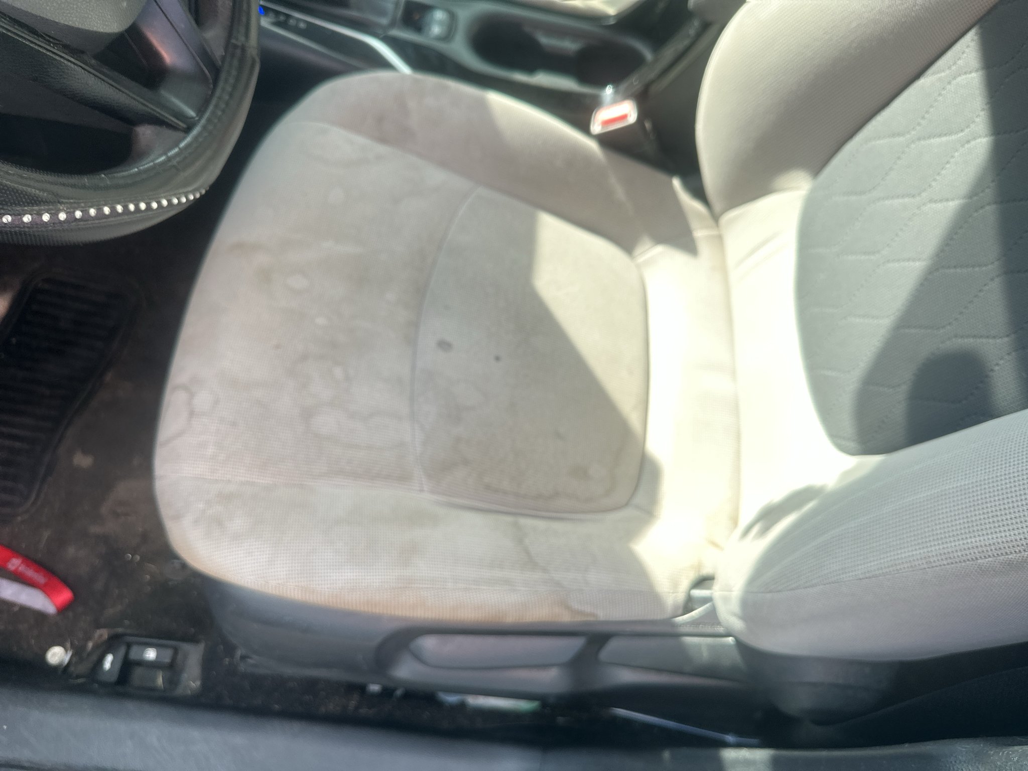 Used 2020 Blueprint Toyota LE image 7
