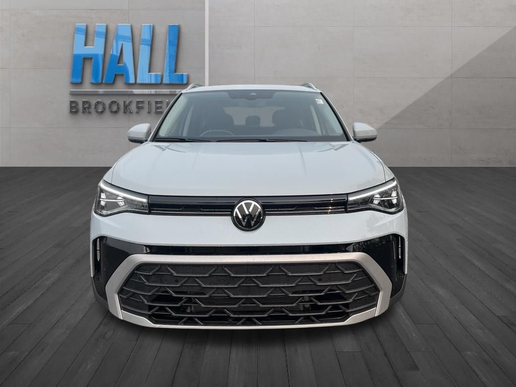 Used 2025 Gray Volkswagen 1.5T SE image 9