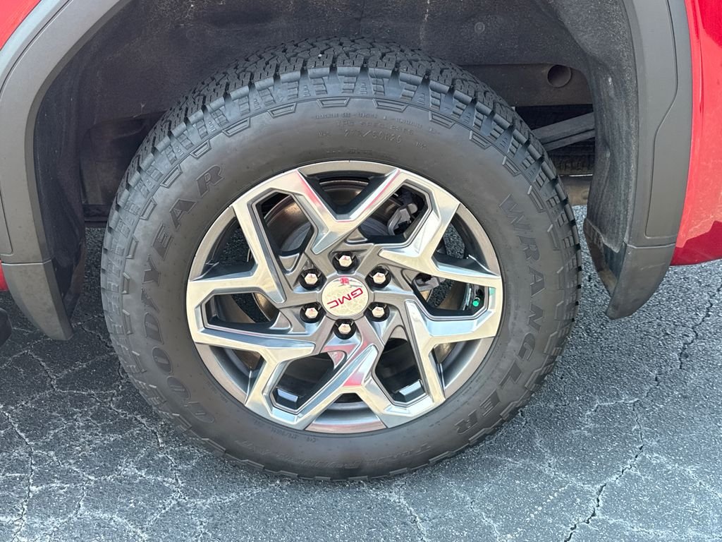 2023 GMC Sierra 1500 SLT - Photo 19