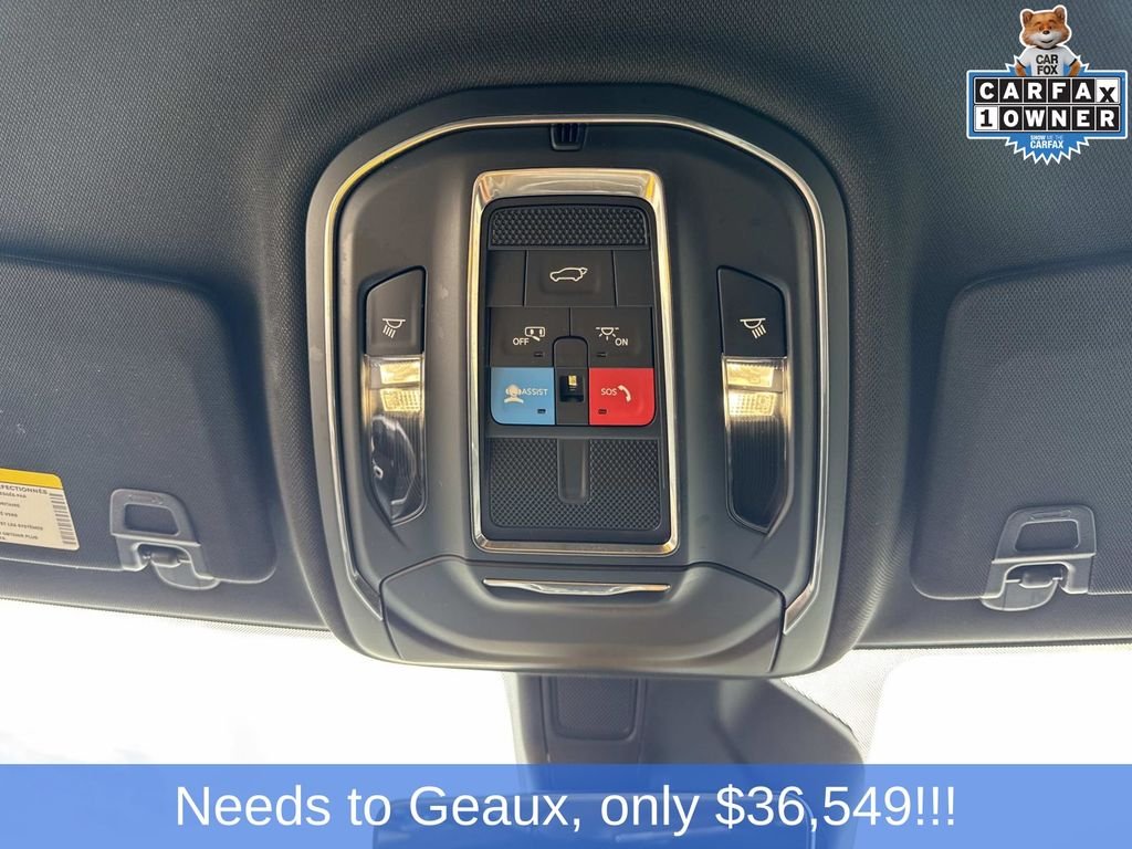 Used 2025 White Jeep Altitude image 51