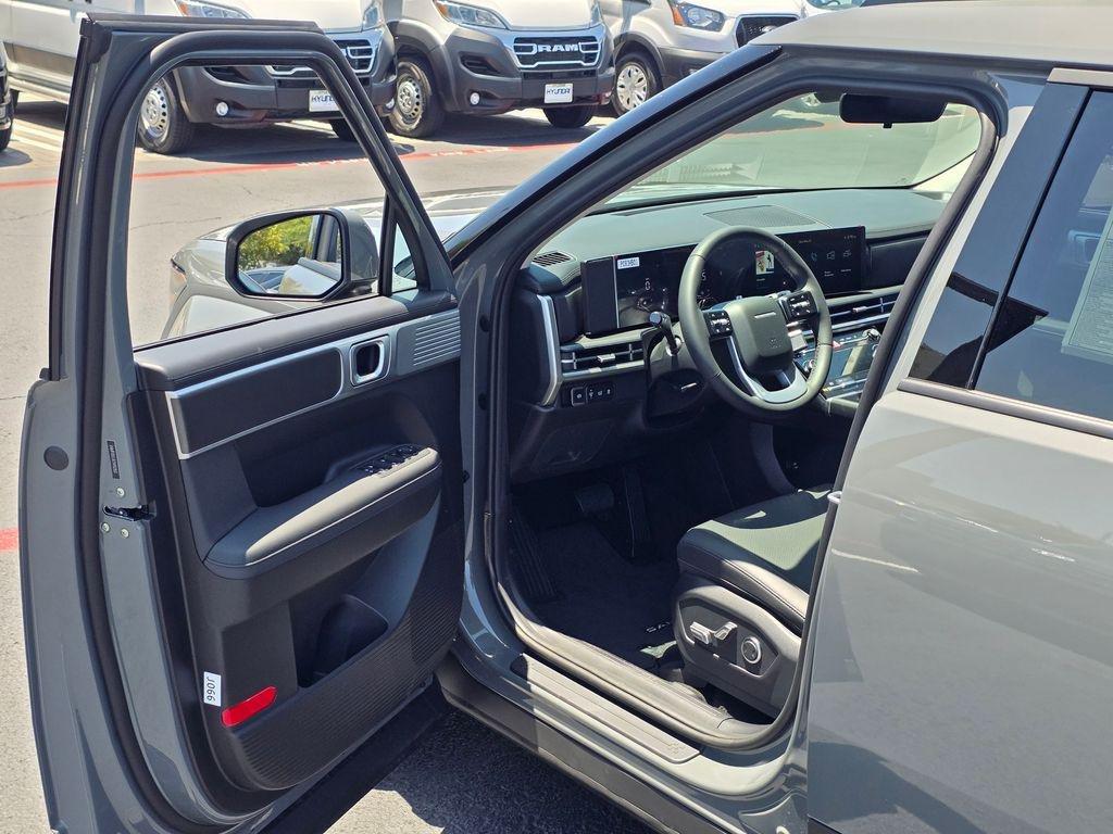 New 2026 Gray Hyundai SEL image 36