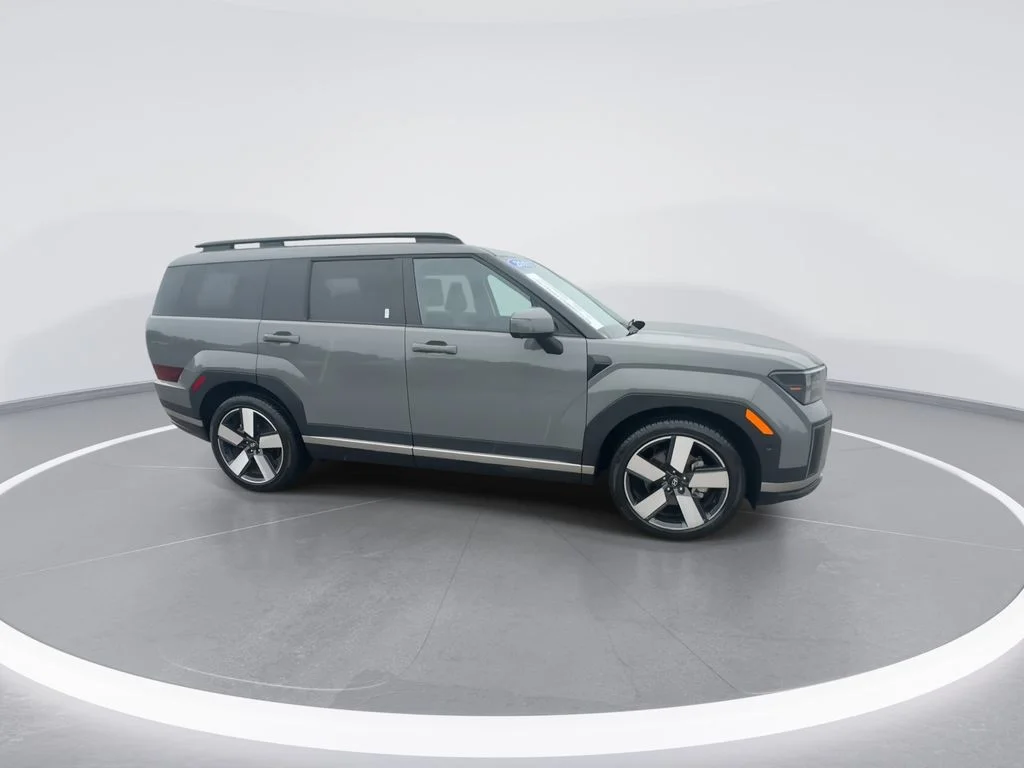 Used 2025 Gray Hyundai Limited image 9