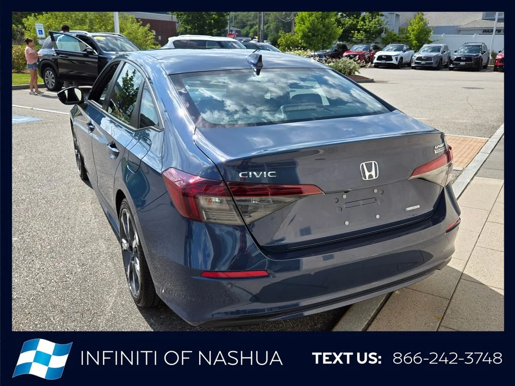 Used 2025  Honda Sport image 10