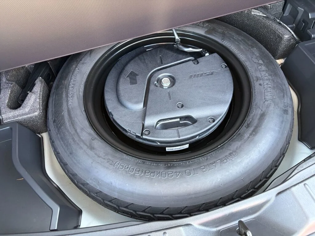 Used 2023 Rhodium White Metallic Mazda Signature AWD at BOSE sound,Turbo,AWD and a grea image 12