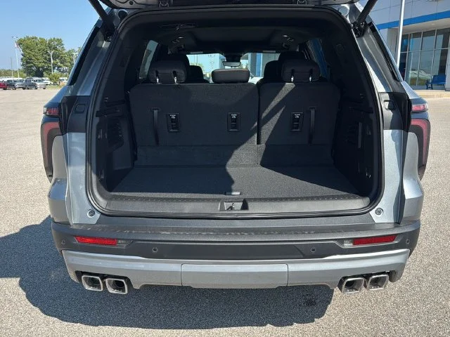 New 2026 Sterling Gray Metallic Chevrolet LT image 18