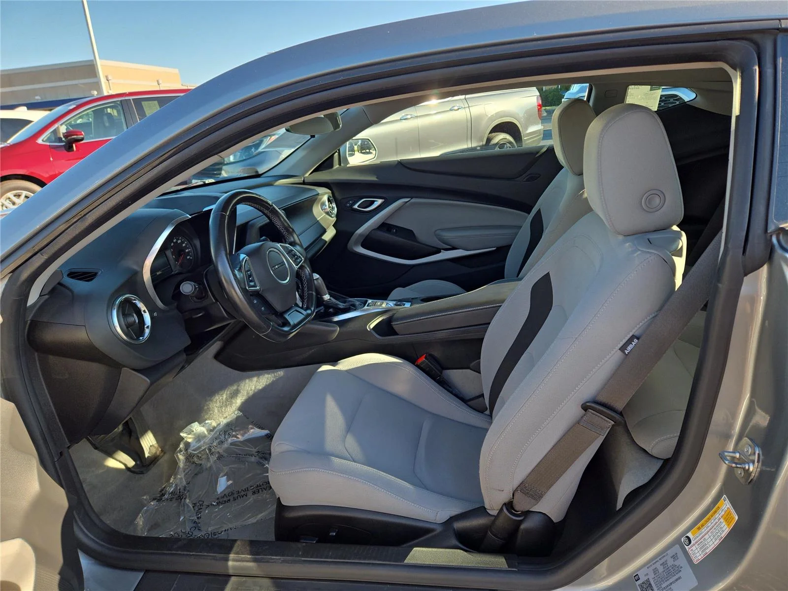 2023 Chevrolet Camaro 1LT - Photo 19