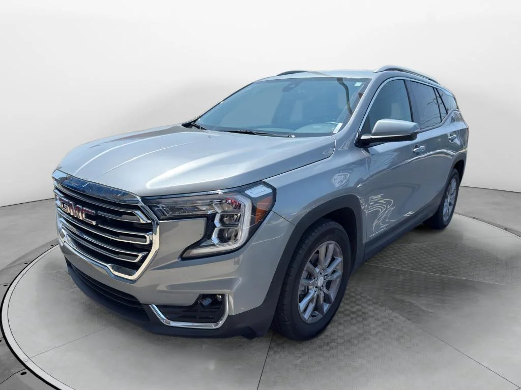 Used 2023 STERLING METALLIC GMC SLT image 1