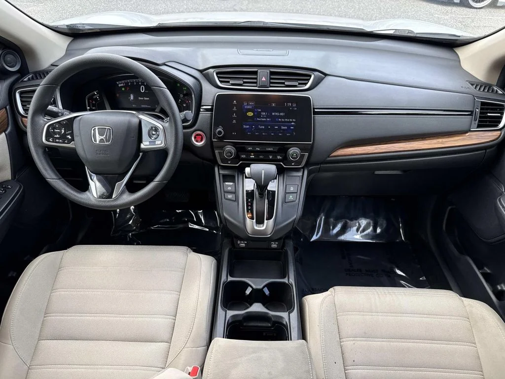 Used 2022 White Honda EX image 19