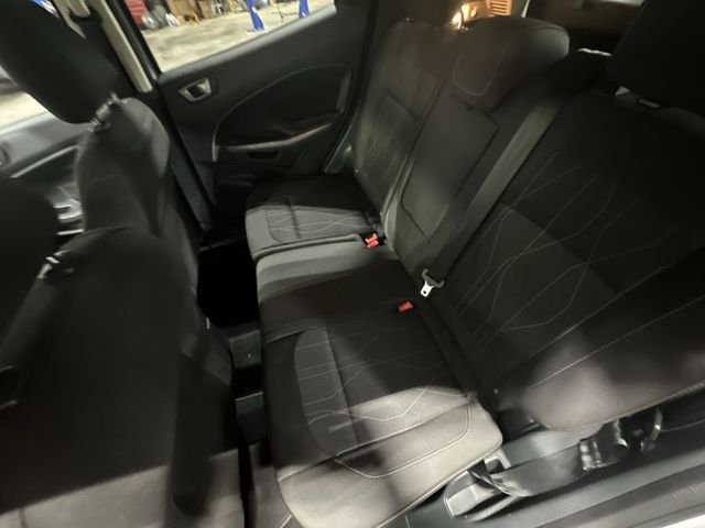 Used 2020 Silver Ford SE image 30