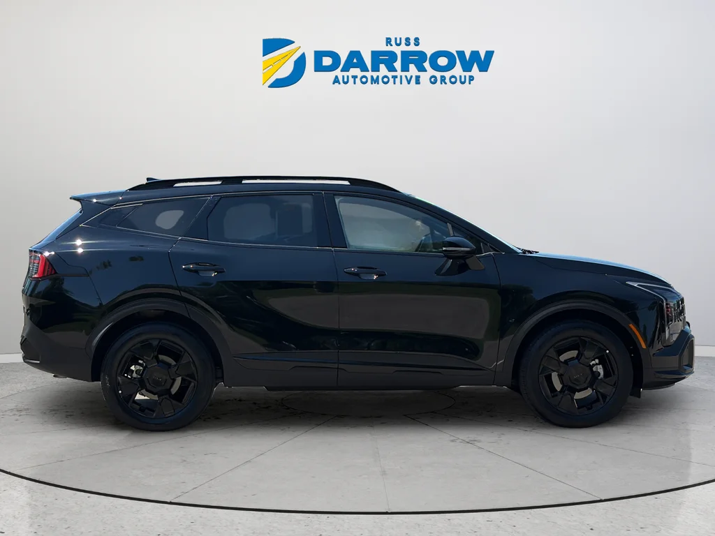 Used 2026 Black Kia X-Line image 6