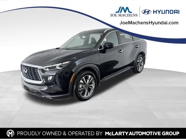 Used 2025 Black INFINITI LUXE image 3
