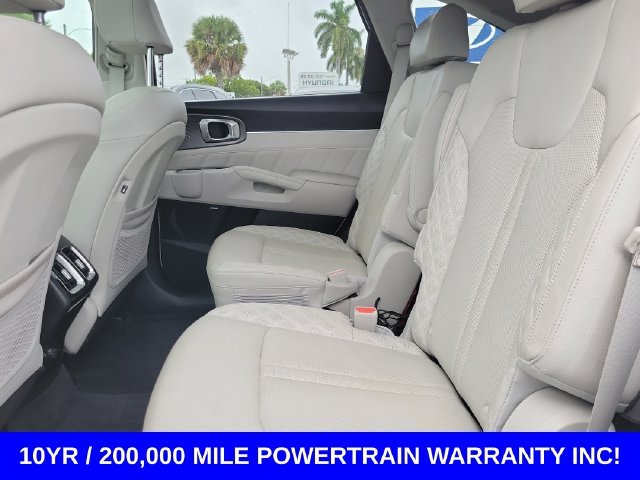 Used 2021 White Kia SX-Prestige image 27