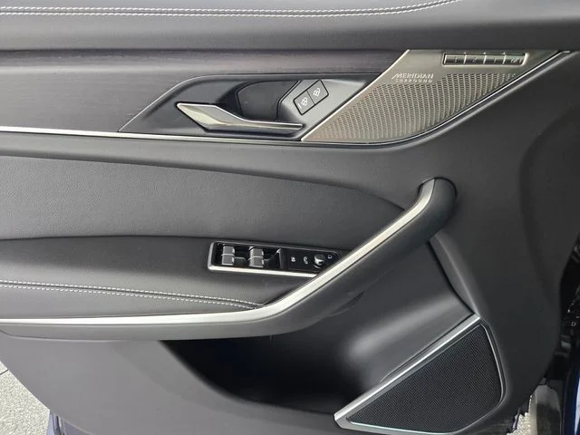 2026 Jaguar F-Pace R-Dynamic S - Photo 18