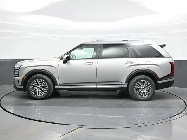 New 2026 Silver Hyundai SEL image 4