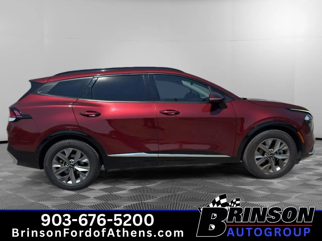 Used 2023 Dawning Red Kia SX image 4