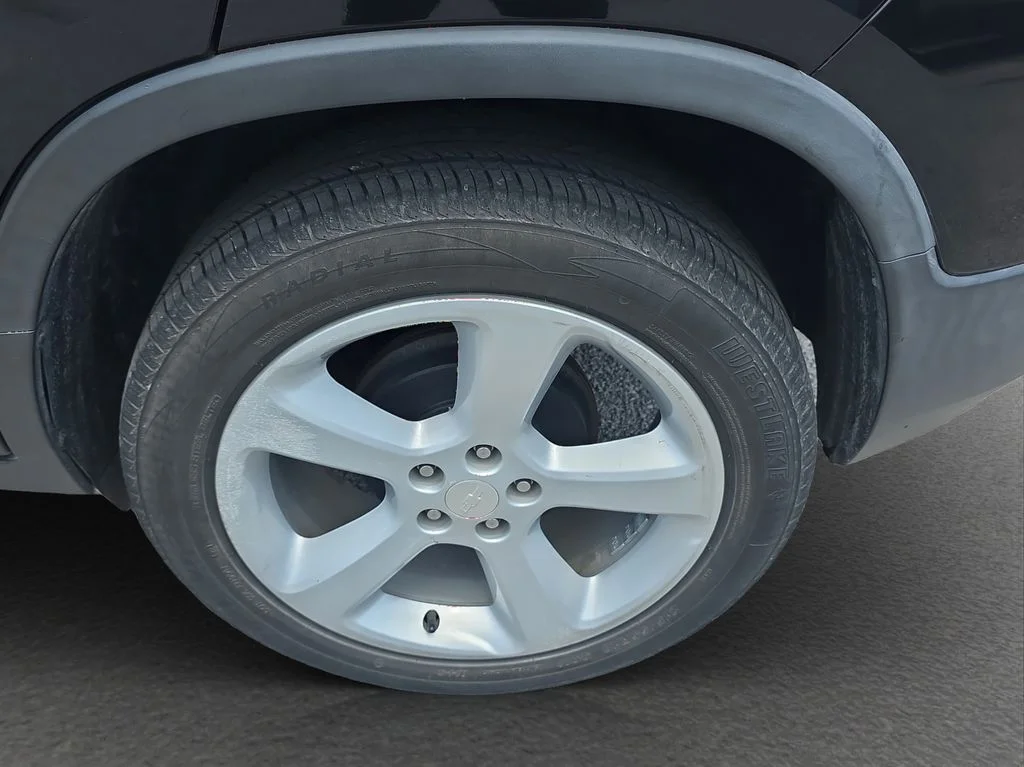 Used 2015 Black Chevrolet LTZ image 5