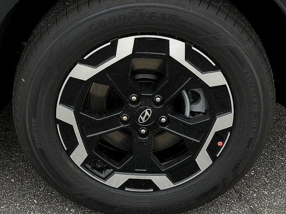 New 2026 Rockwood Green Hyundai SEL AWD image 19
