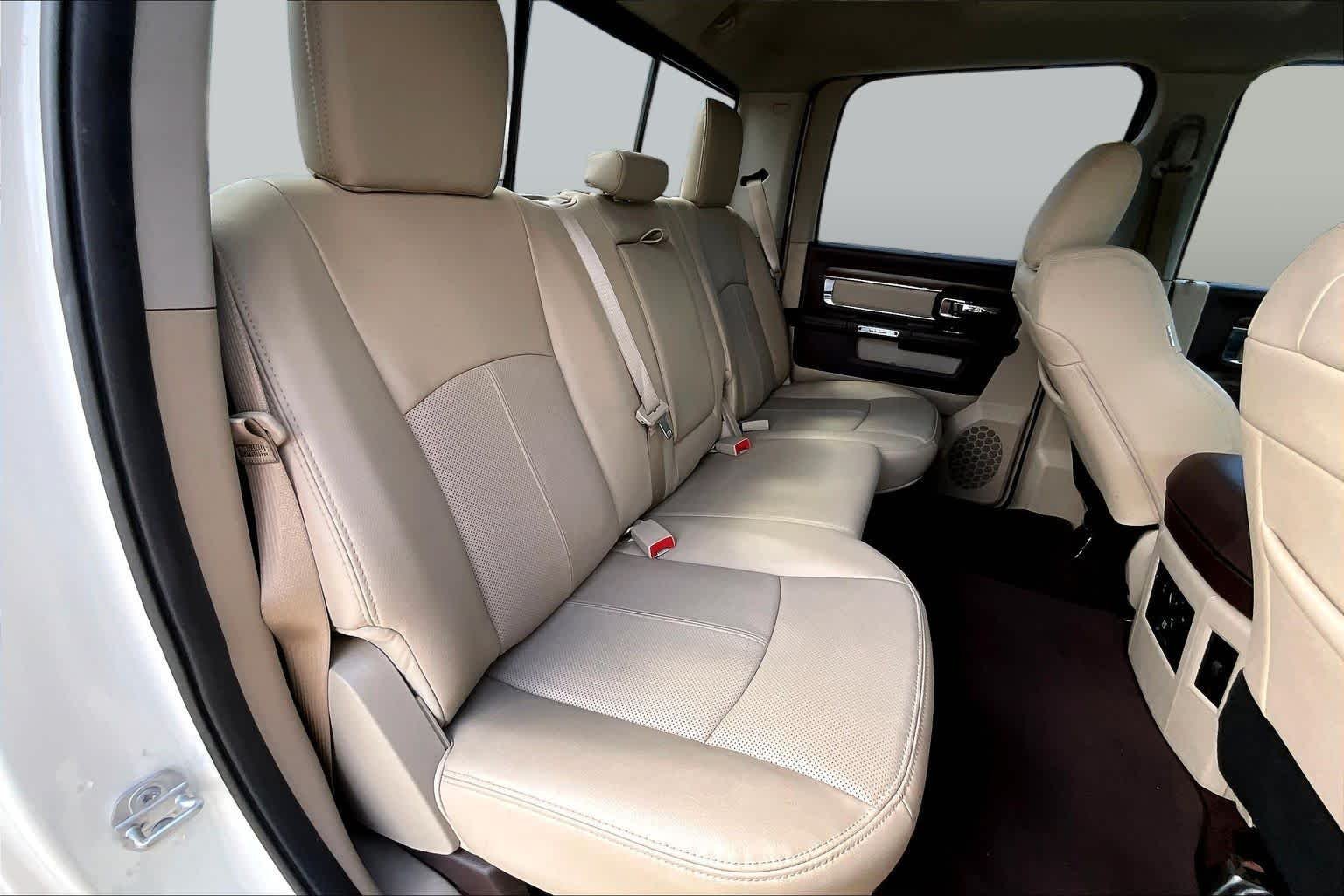 Used 2018 Pearl White Ram Laramie image 20