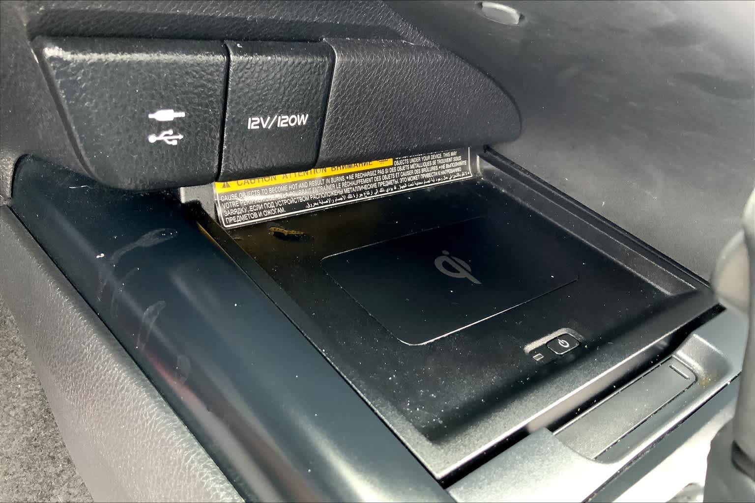 Used 2018 Wind Chill Pearl Toyota XSE V6 image 31