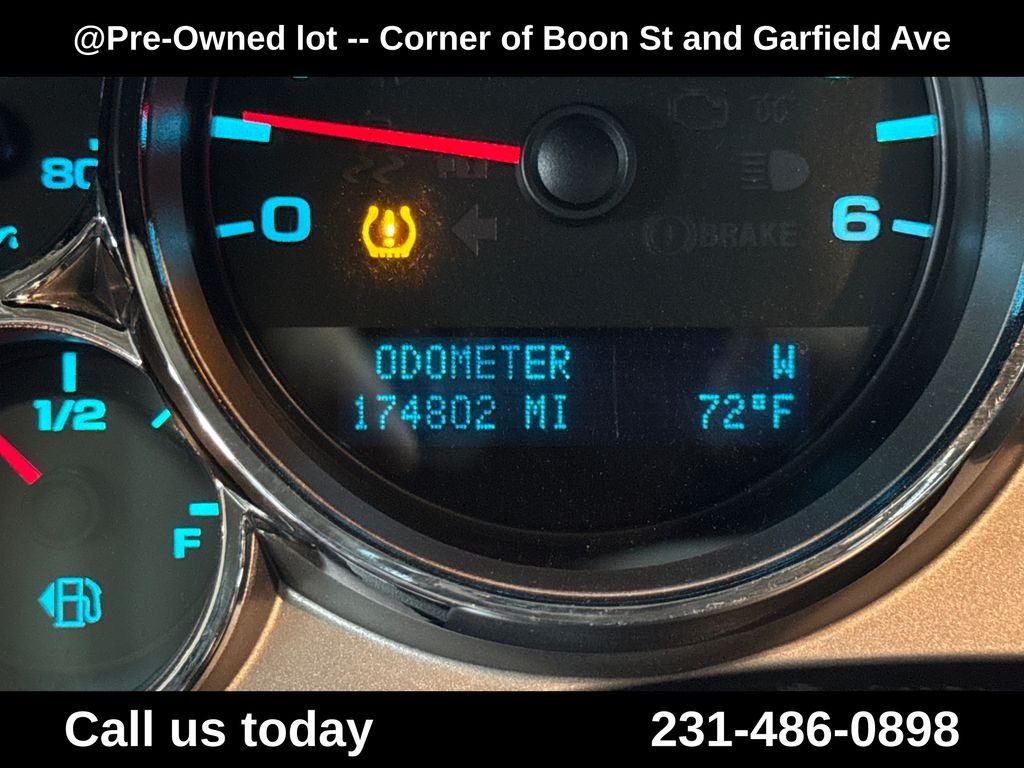 Used 2009  GMC Work Truck image 21