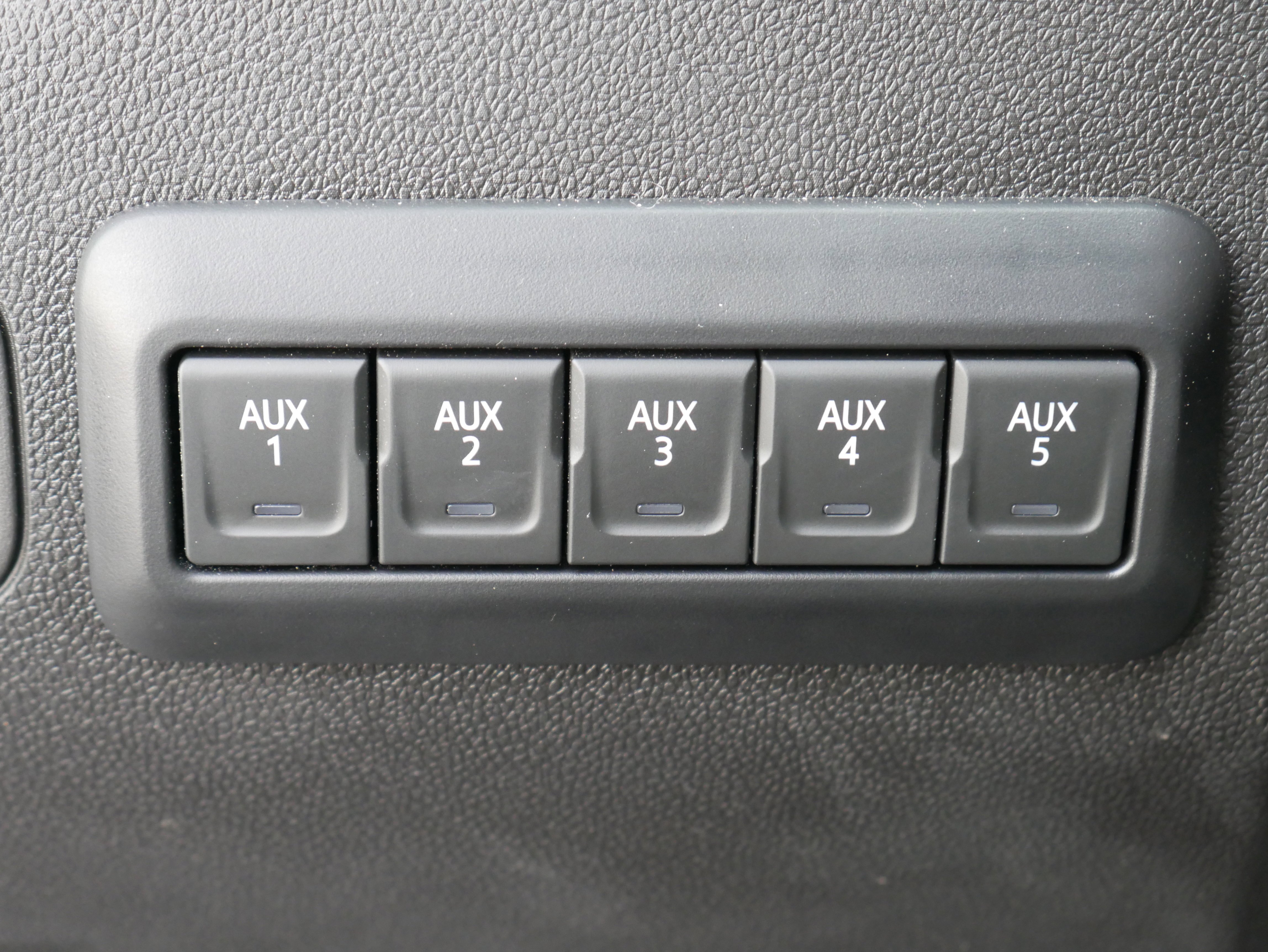 2025 Chevrolet Silverado 3500 HD Work Truck - Photo 31