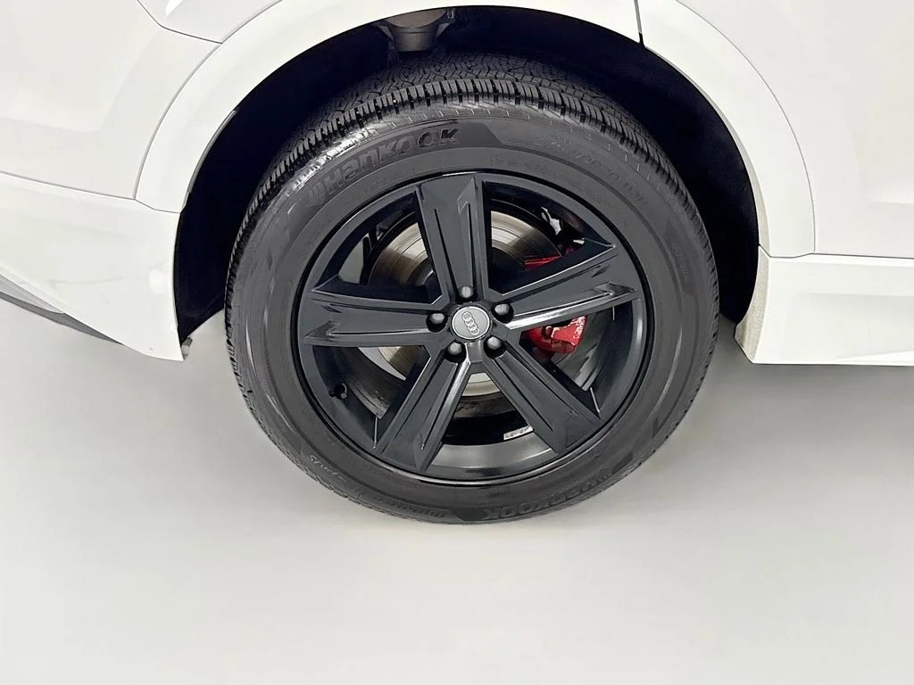 Used 2019 White Audi 3.0T Premium image 32