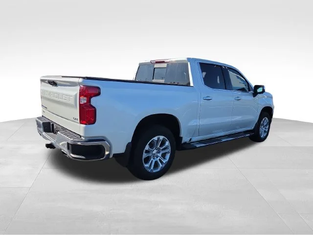 Used 2023 IRIDESCENT PEARL TRICOAT Chevrolet LTZ image 6