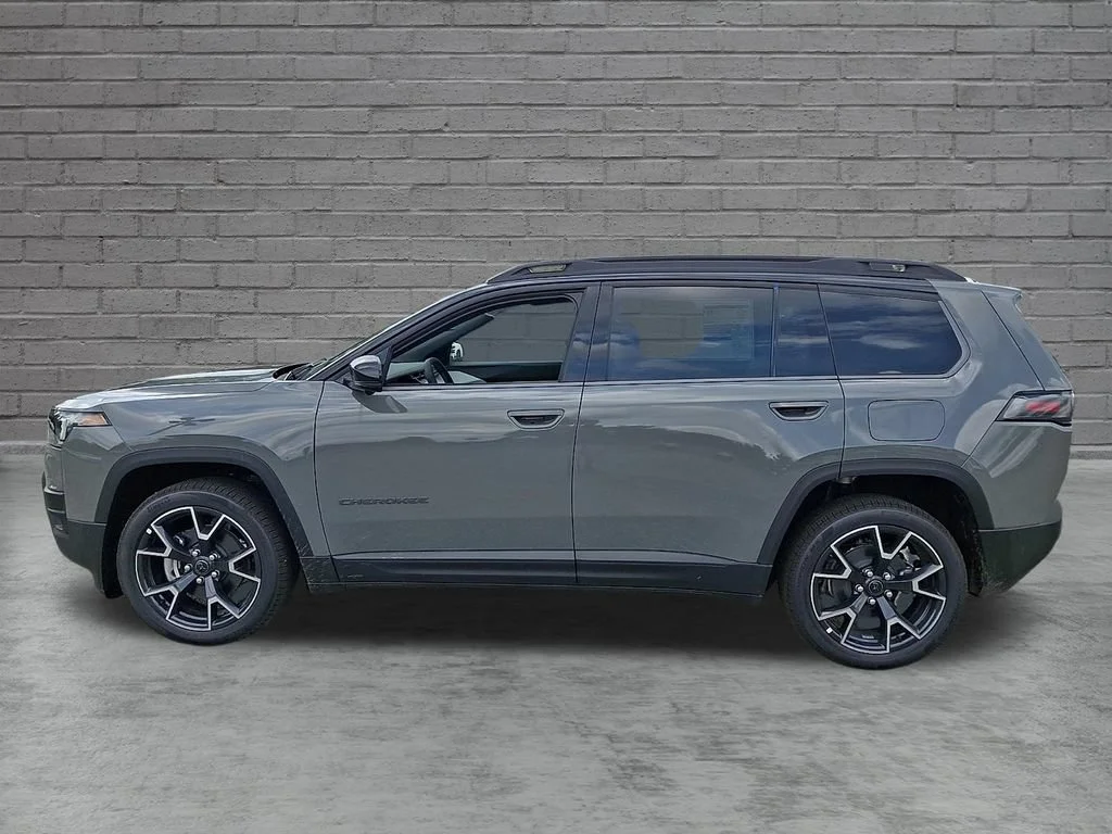 New 2026 Sting-Gray Clearcoat Jeep Overland image 5