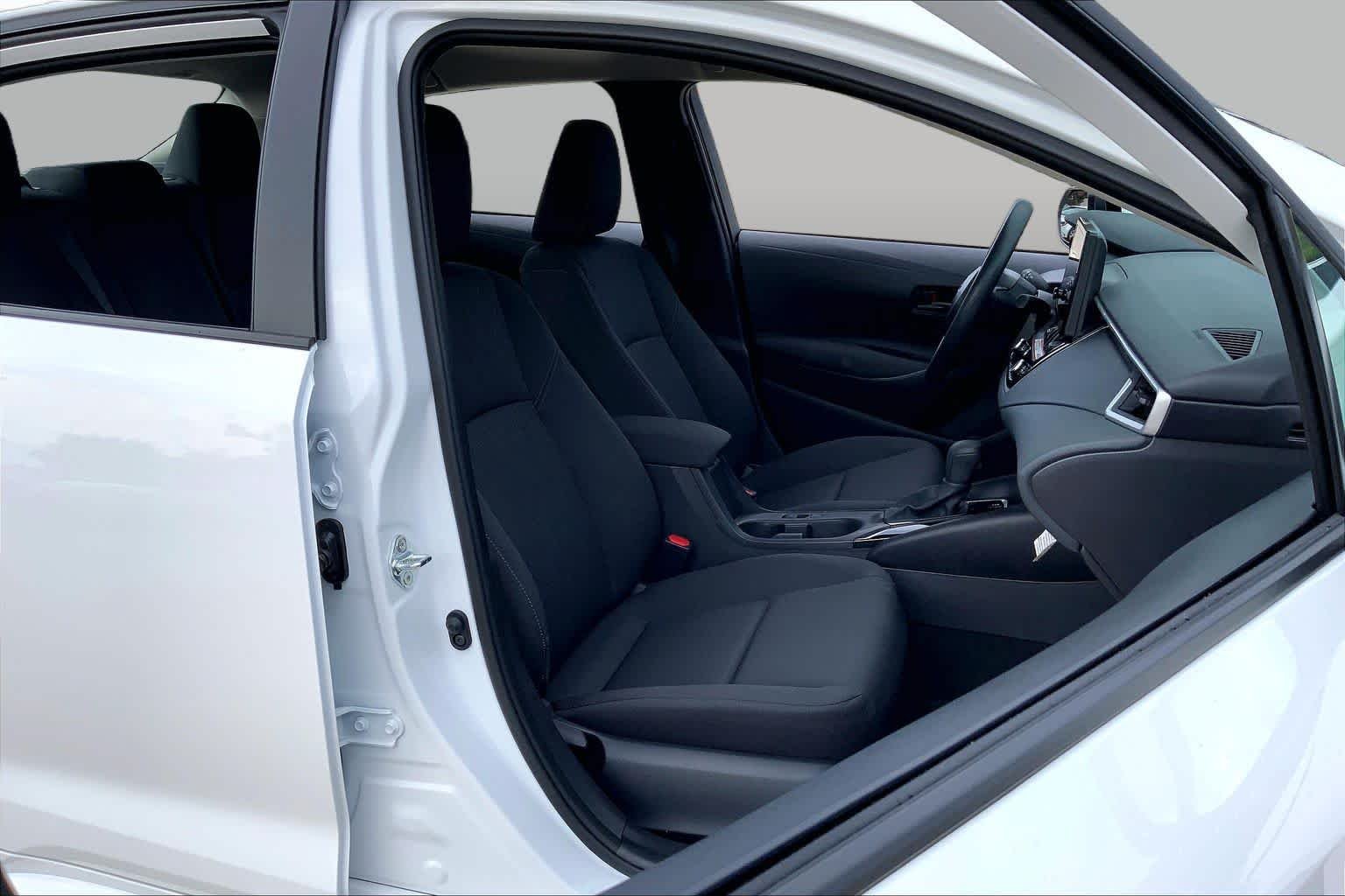 Used 2026 Ice Cap Toyota LE image 9