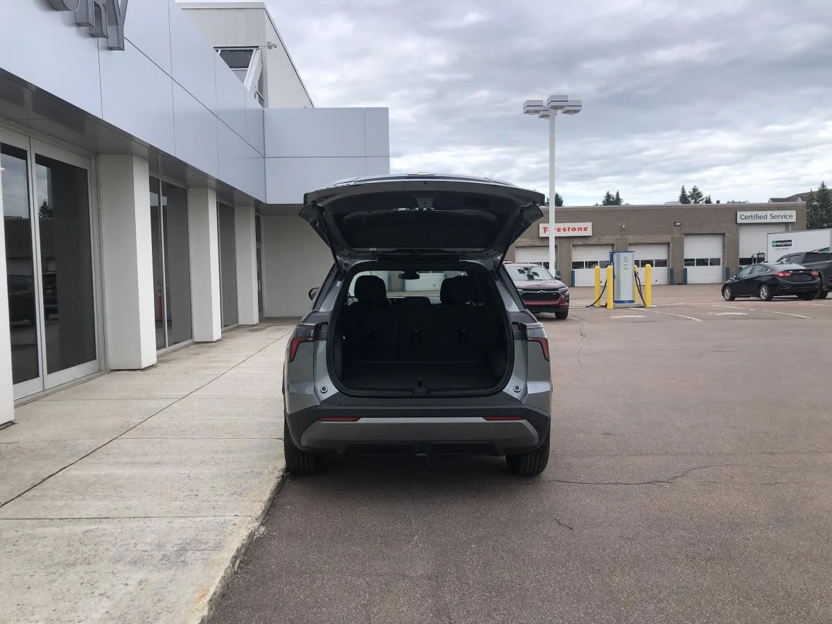 New 2026 Grey Chevrolet Awd 4dr Lt 2lt image 7