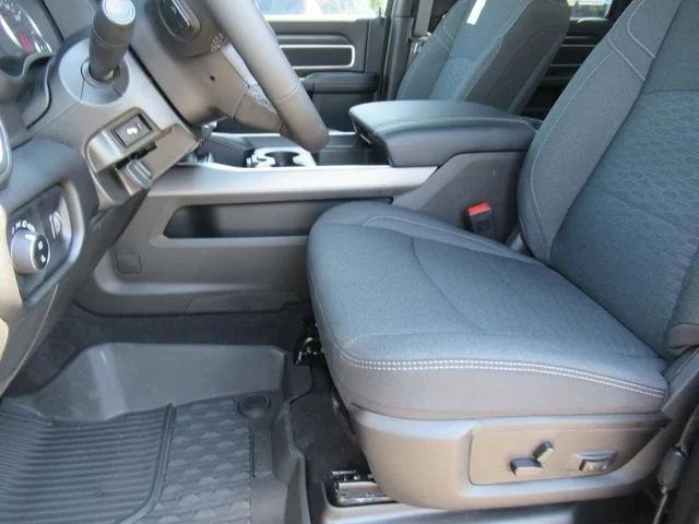 2026 RAM 2500 Big Horn - Photo 17