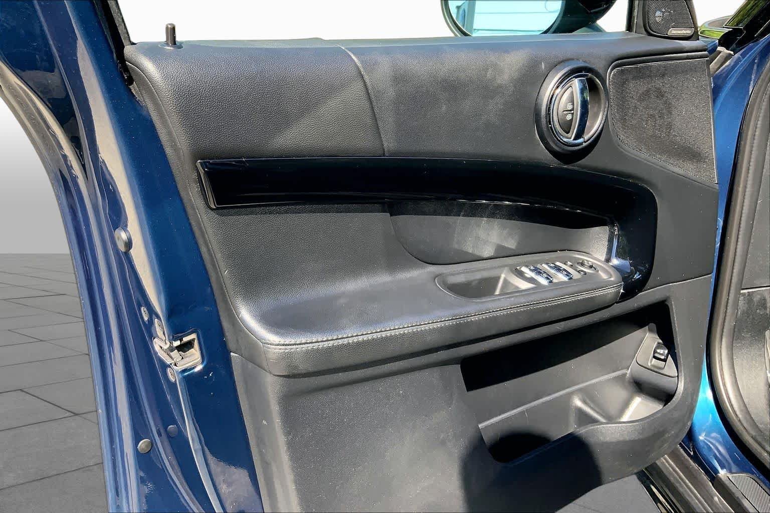 Used 2022 Deep Laguna Metallic MINI Cooper S image 21