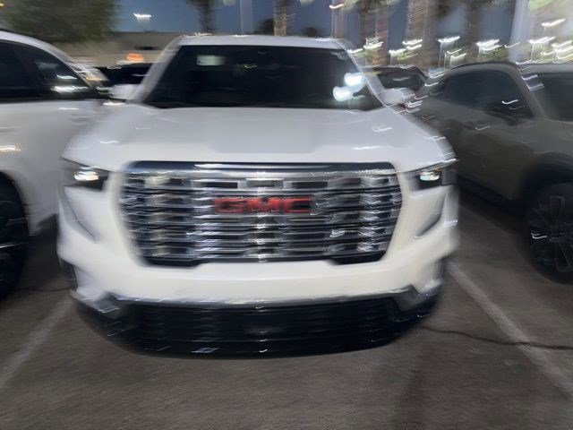 Used 2024 White Frost Tricoat GMC FWD Denali image 8