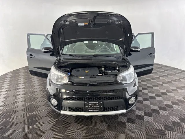 Used 2017 Black Kia Plus image 11