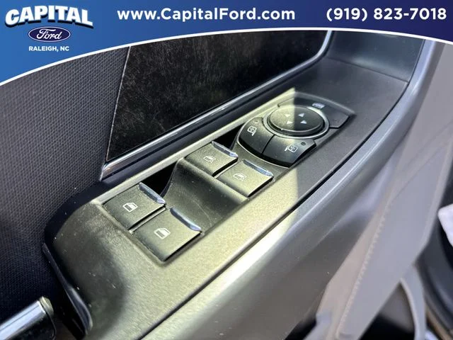 Used 2023 Black Ford XLT image 21