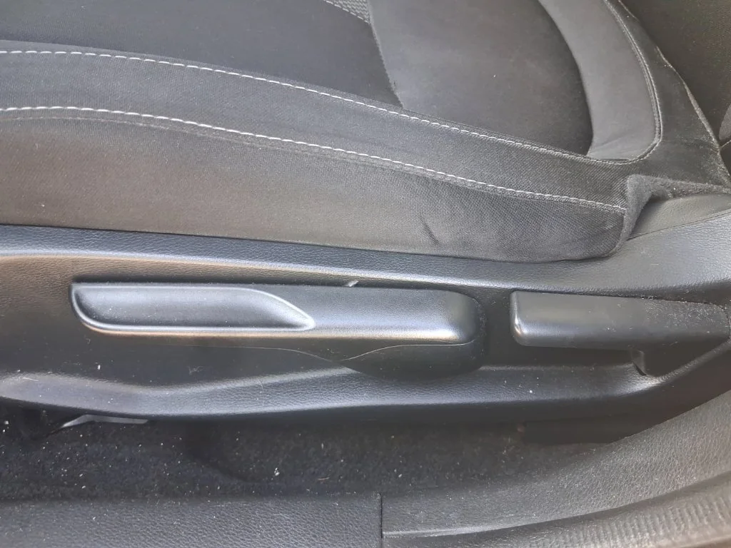 Used 2020  Honda LX image 19