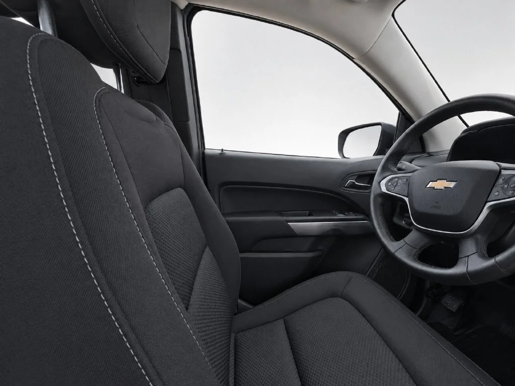 Used 2022 White Chevrolet LT image 19