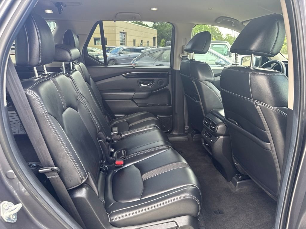 Used 2025 Gray Honda EX-L image 33