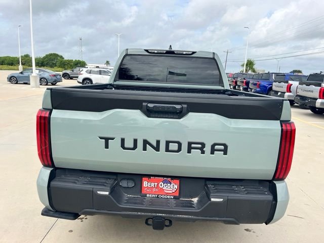 Used 2024  Toyota SR5 image 5