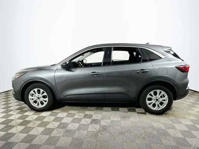 Pre-Owned 2023 Ford Escape Active