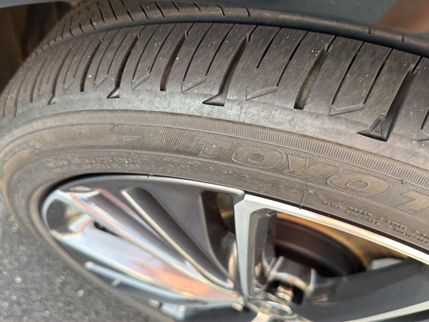 Certified Used 2025 Wind Chill Pearl Toyota XLE image 39