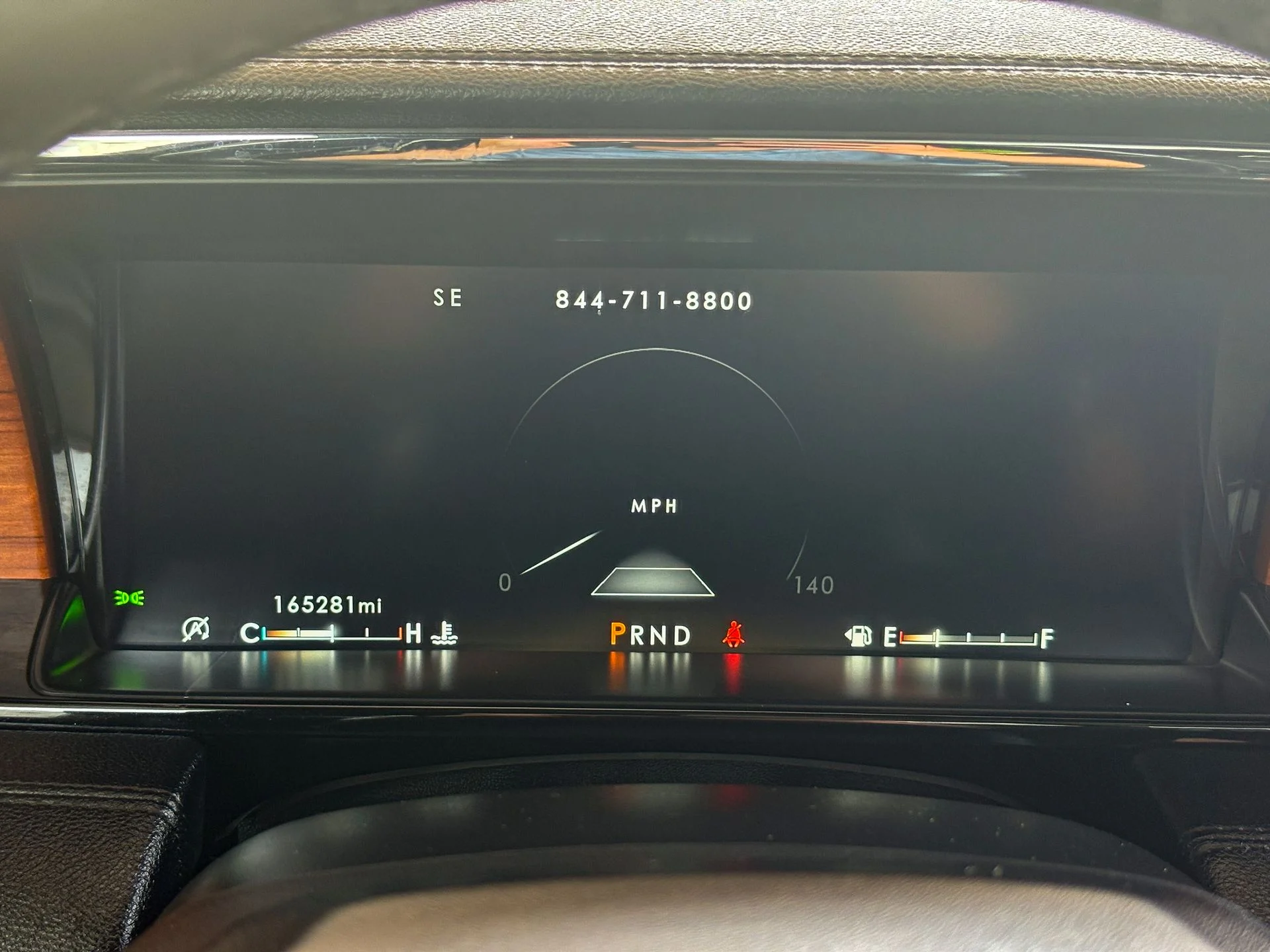Used 2019 White Lincoln Reserve image 8