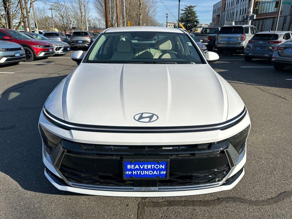 New 2026 White Hyundai SEL Sport image 9
