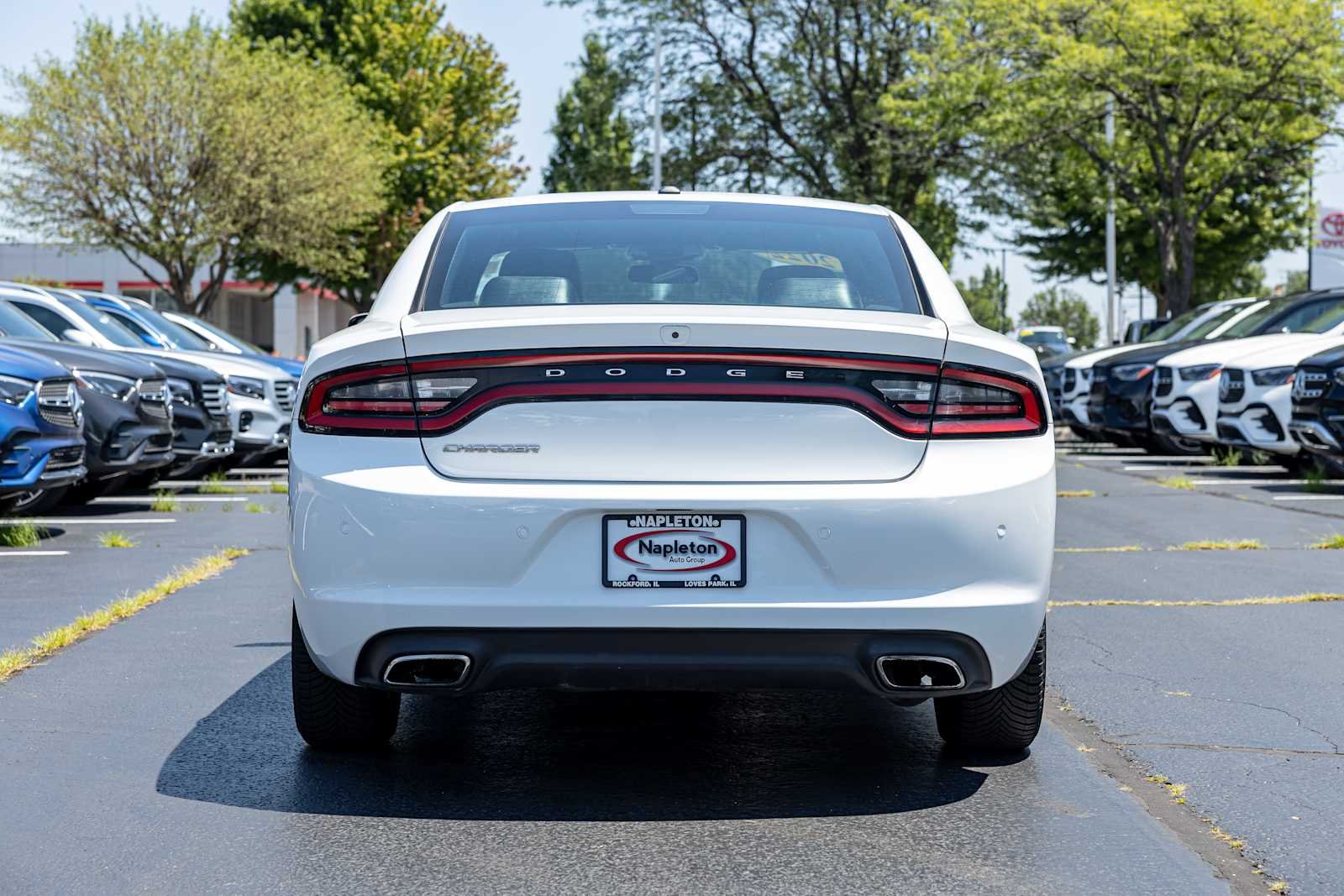 Used 2022 White Knuckle Clearcoat Dodge SXT image 6